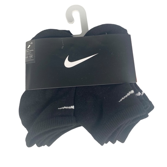 NWT Nike Kids 6 Pairs Low Cut Sports Socks in Black - Shoe Size 10-13 - Picture 1 of 4